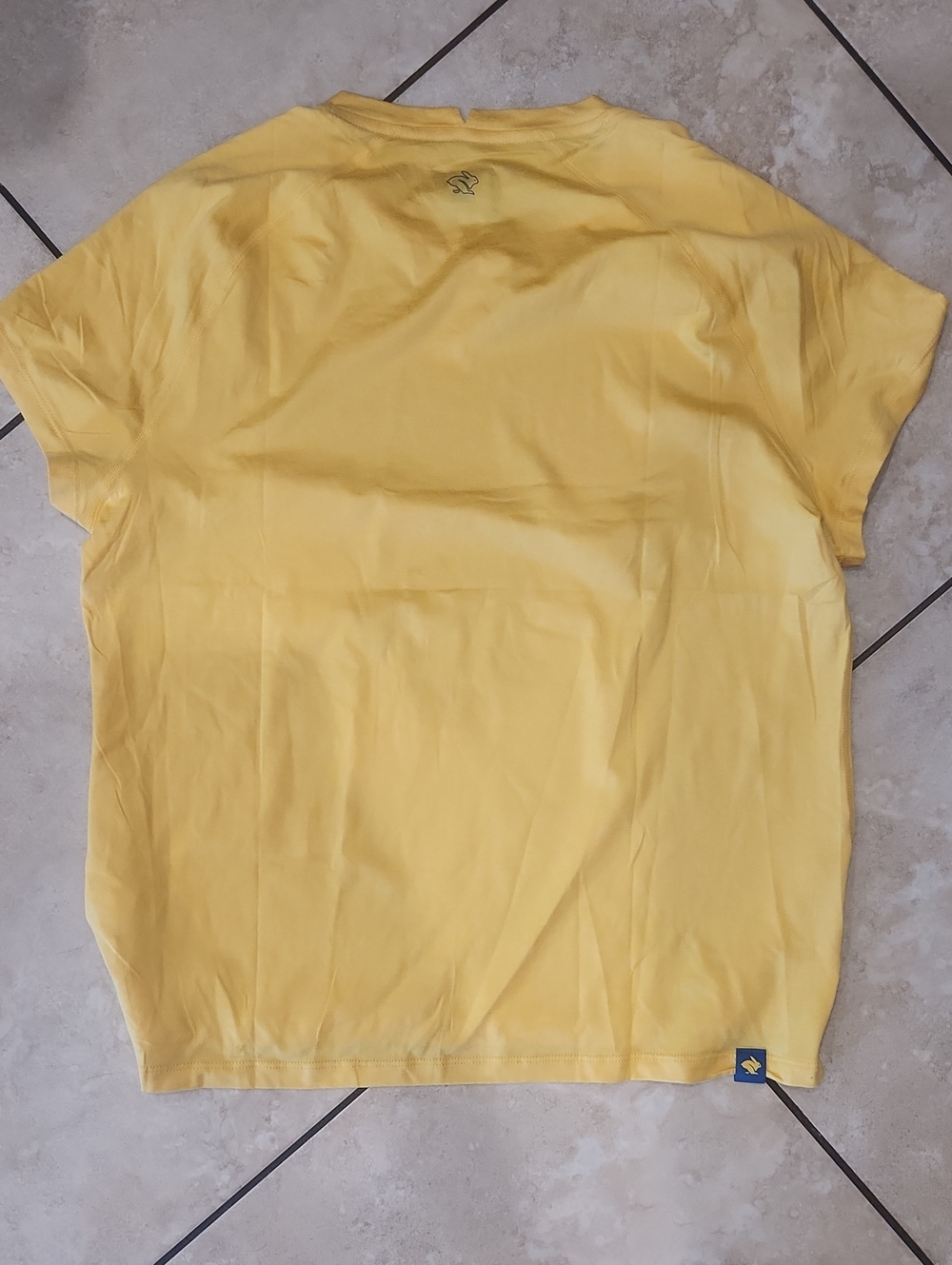 Run In Rabbit Ez Tee - Picture 3 of 3